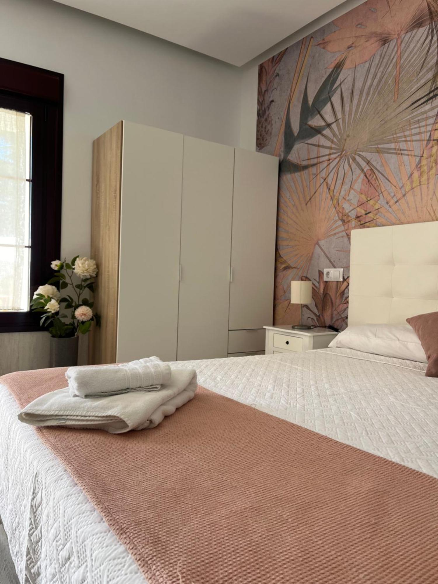 Casa Jardin El Colmenar Hotel Las Navas Del Marques Luaran gambar