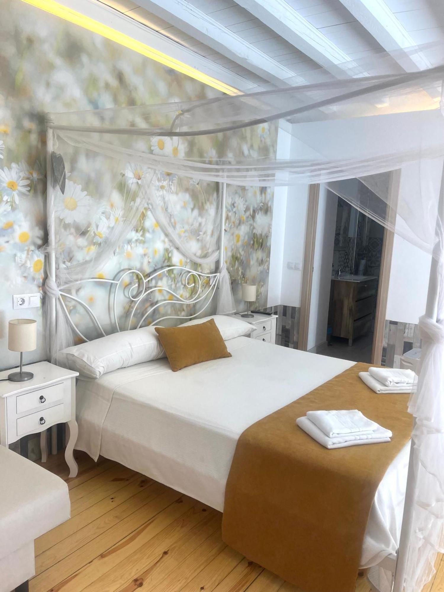 Casa Jardin El Colmenar Hotel Las Navas Del Marques Luaran gambar